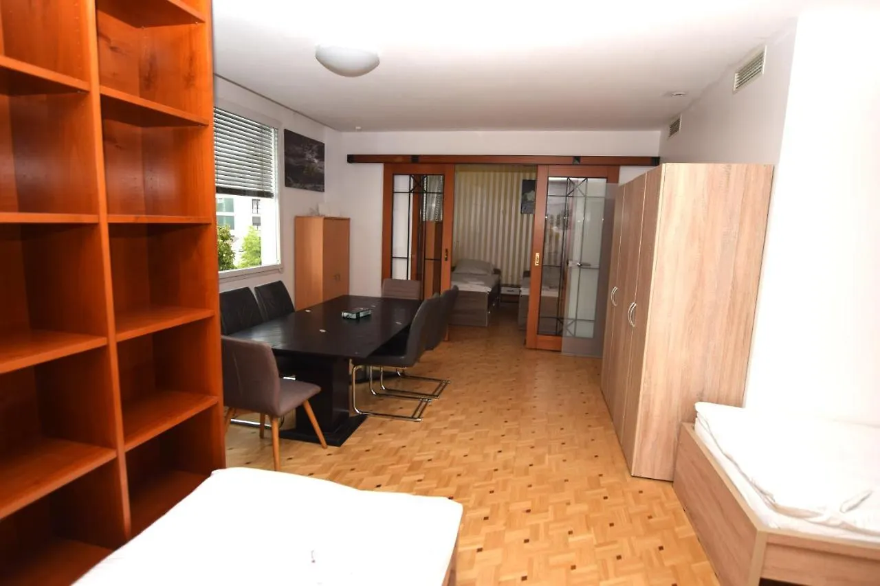 Apartment Naehe Cannstatter Wasen Stuttgart